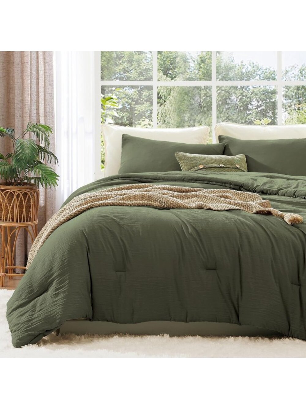 Cozy King Size 3-Piece Olive Green Comforter Set - Soft Bedding for Ultimate